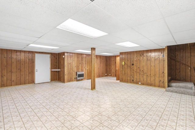 N4938 County Road J, Oxford, WI 53952