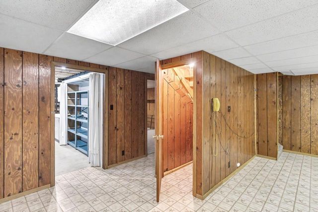 N4938 County Road J, Oxford, WI 53952