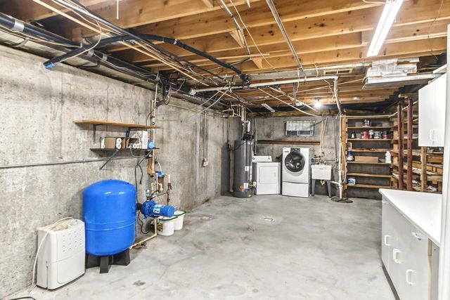 N4938 County Road J, Oxford, WI 53952