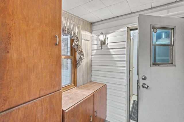 N4938 County Road J, Oxford, WI 53952