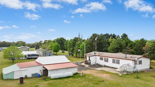 N4938 County Road J, Oxford, WI 53952