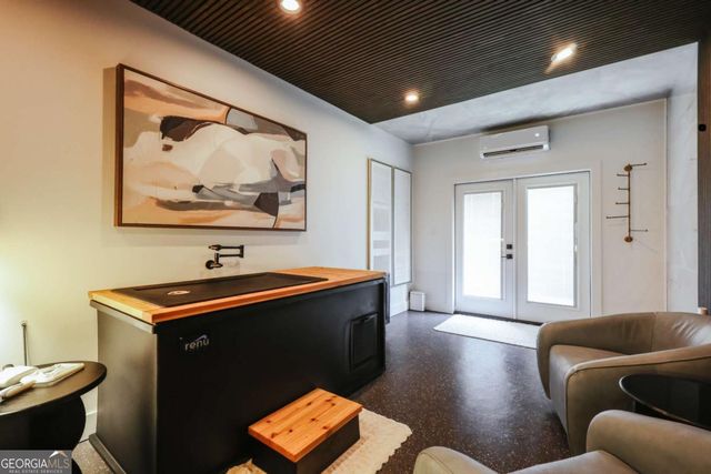 923 Hill Street, Athens, GA 30606