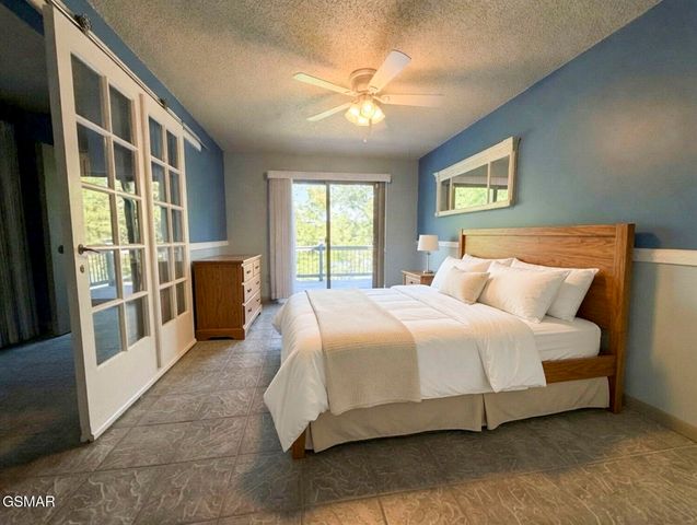 997 Lake Ridge Drive, Dandridge, TN 37725