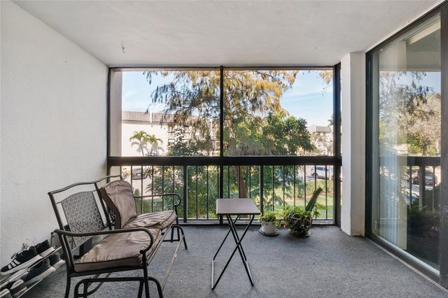 8437 Forest Hills Drive 203, Coral Springs, FL 33065