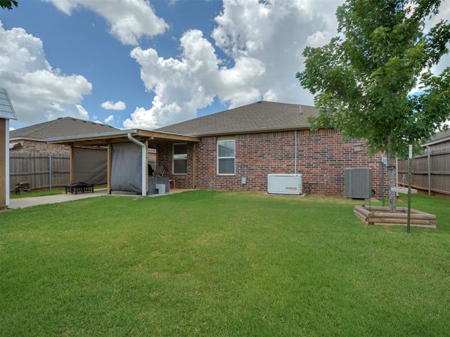 5320 Nicole Drive, Tuttle, OK 73089