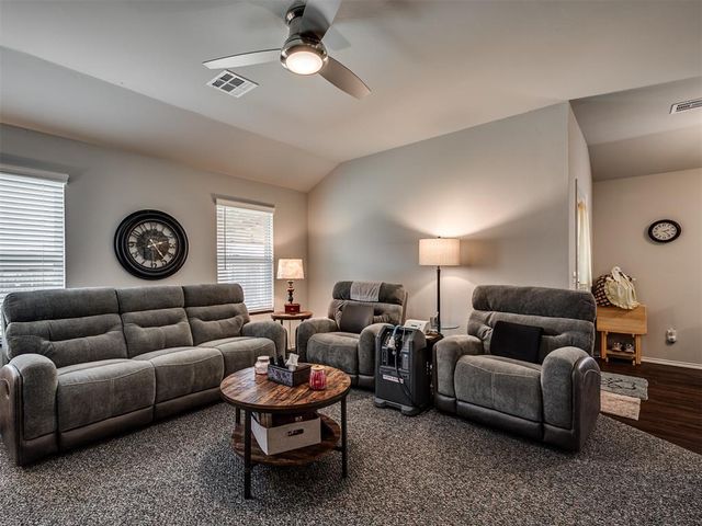 5320 Nicole Drive, Tuttle, OK 73089