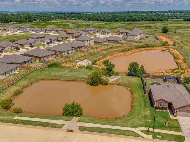 5320 Nicole Drive, Tuttle, OK 73089