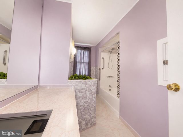 3 E PROVIDENCE RD, Lansdowne, PA 19050
