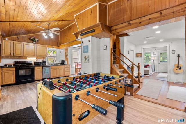 169 Derby Avenue, Seymour, CT 06483