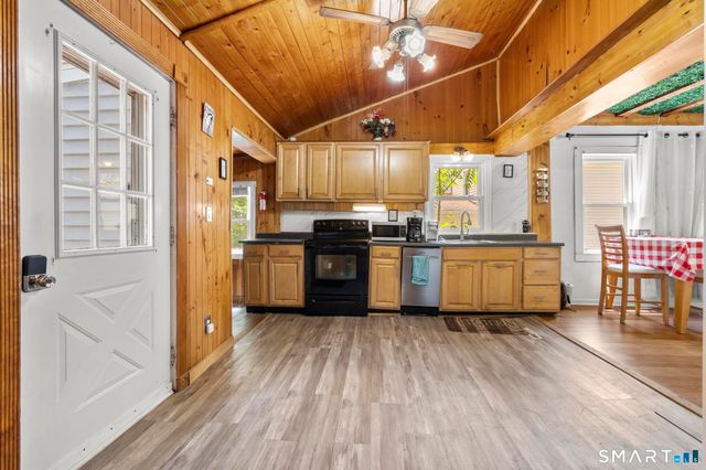 169 Derby Avenue, Seymour, CT 06483