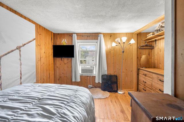 169 Derby Avenue, Seymour, CT 06483