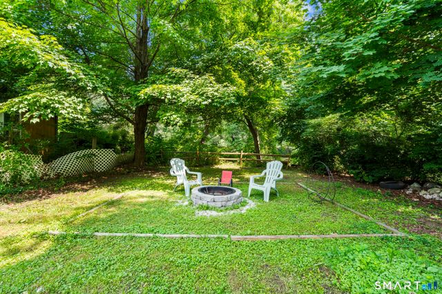 169 Derby Avenue, Seymour, CT 06483