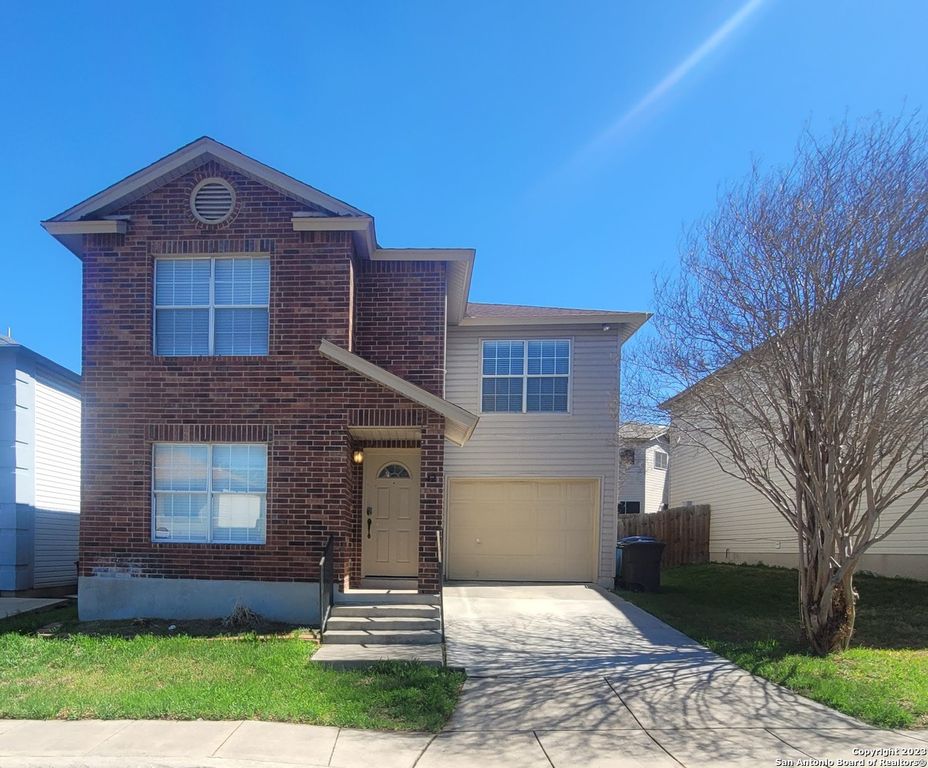42 LATROBE POST, San Antonio, TX 78240