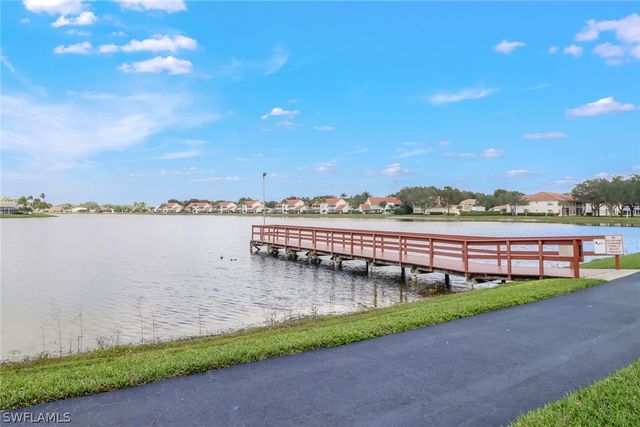 642 Lambton LN NE, Naples, FL 34104