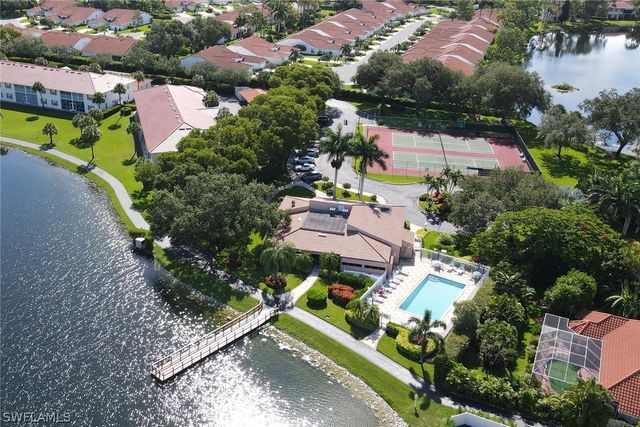 642 Lambton LN NE, Naples, FL 34104