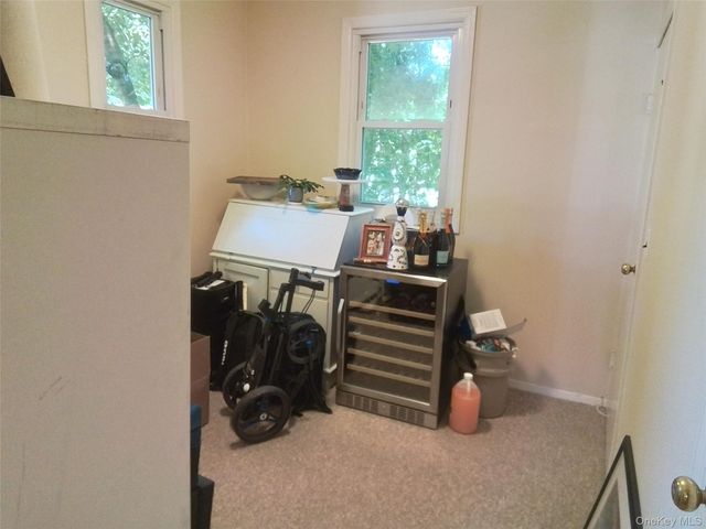 35 Doris Avenue, Northport, NY 11768