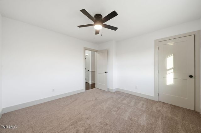 2085 Seven Oaks Drive, Morristown, TN 37814