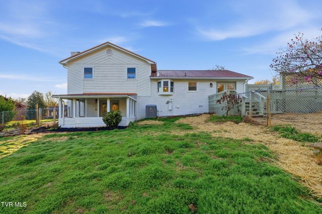 2085 Seven Oaks Drive, Morristown, TN 37814