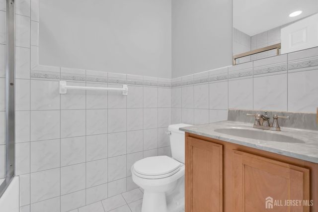 129 Ademics Way, South Amboy, NJ 08879