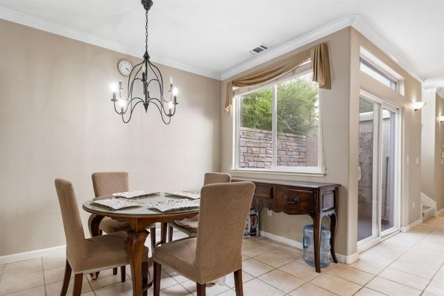 2736 Via Villaggio, Sacramento, CA 95864