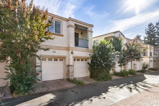 2736 Via Villaggio, Sacramento, CA 95864
