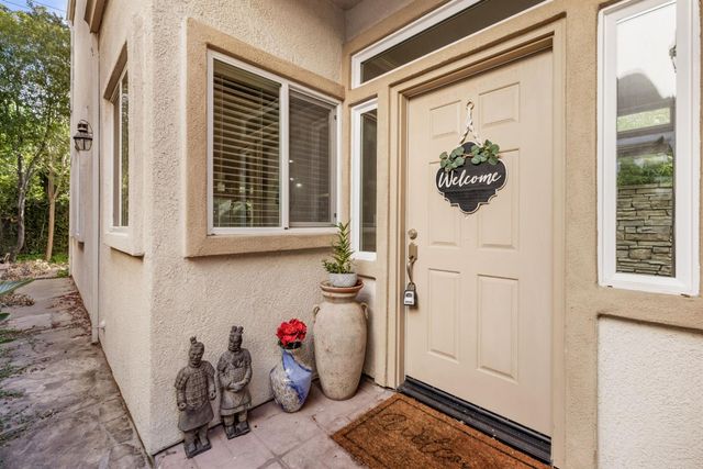 2736 Via Villaggio, Sacramento, CA 95864