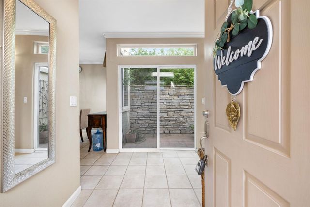 2736 Via Villaggio, Sacramento, CA 95864