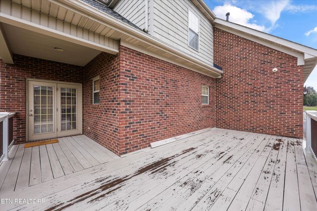 1725 Burnside Drive, Maryville, TN 37801