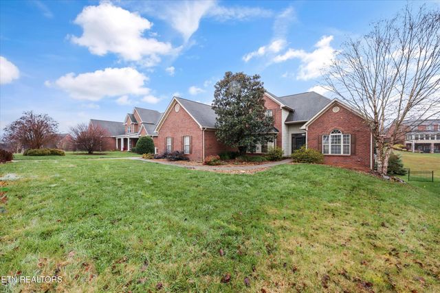 1725 Burnside Drive, Maryville, TN 37801