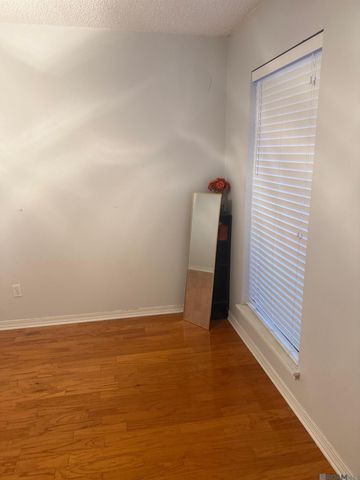 152 S Foster Dr, Baton Rouge, LA 70805