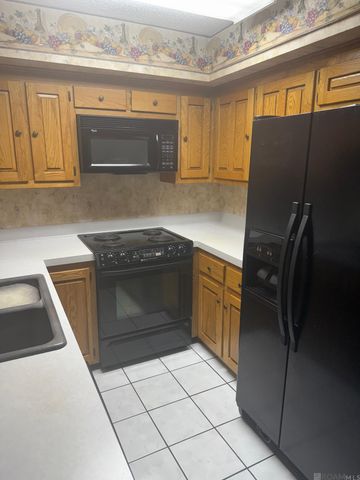 152 S Foster Dr, Baton Rouge, LA 70805