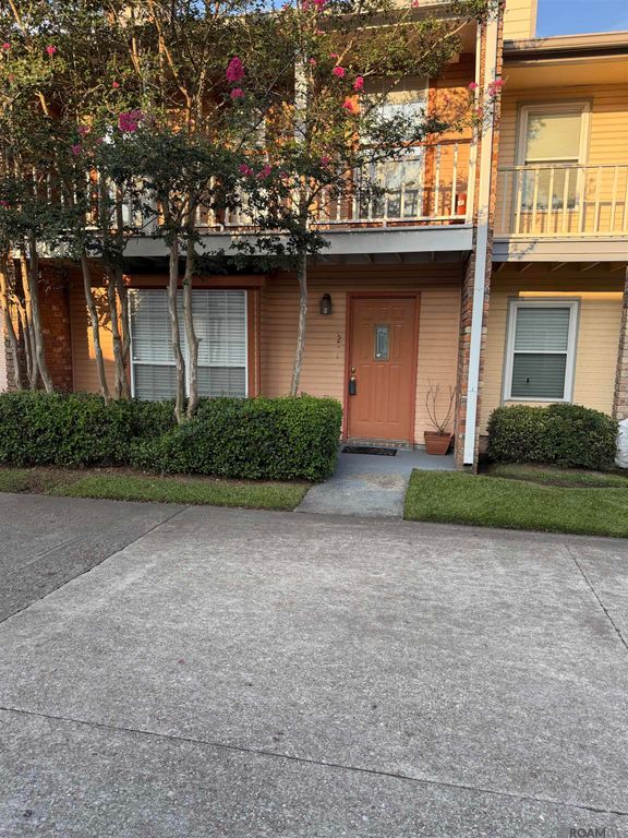 152 S Foster Dr, Baton Rouge, LA 70805