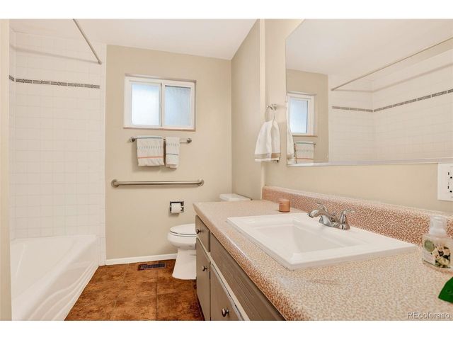 7041 Beacon Way, Westminster, CO 80030