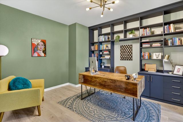 4811 Aldenbury Street, Dallas, TX 75228