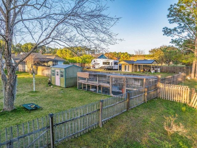 1013 Deer Chase Dr, St Augustine, FL 32086