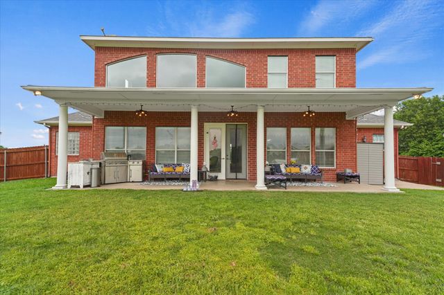 4013 Private Road 1166, Farmersville, TX 75442