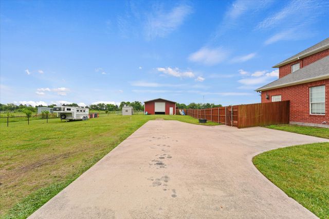 4013 Private Road 1166, Farmersville, TX 75442