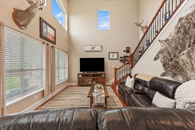 4013 Private Road 1166, Farmersville, TX 75442
