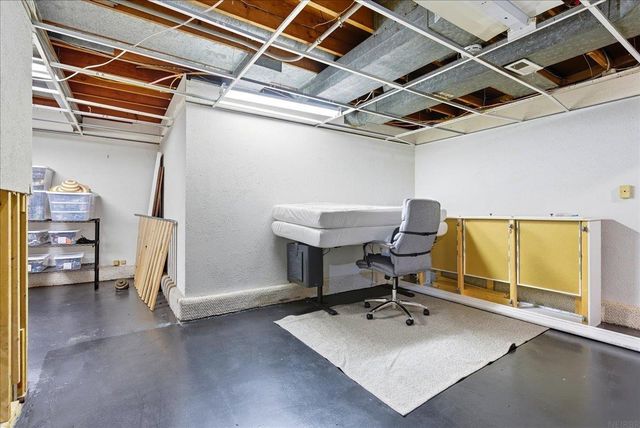 3024 W 4th Street, Waterloo, IA 50701