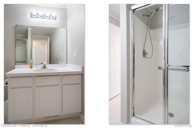 1291 Azalea Ln. Lane, Waterford Charter Township, MI 48327