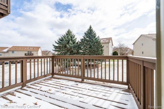 1291 Azalea Ln. Lane, Waterford Charter Township, MI 48327