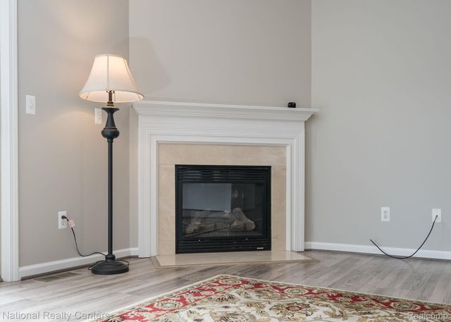 1291 Azalea Ln. Lane, Waterford Charter Township, MI 48327