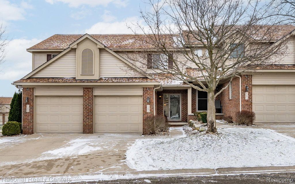 1291 Azalea Ln. Lane, Waterford Charter Township, MI 48327