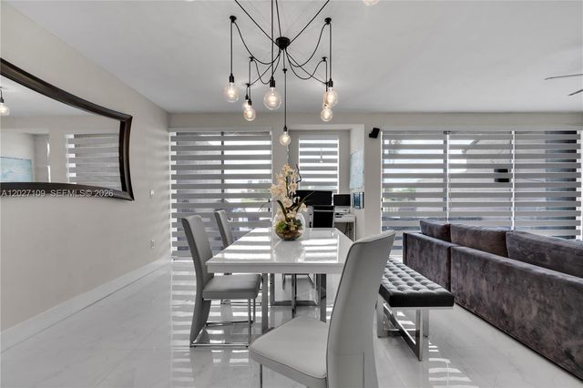 9179 Fontainebleau Blvd 9, Miami, FL 33172