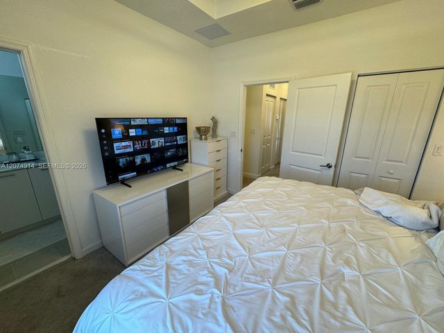 12265 NW 24th Place 12265, Miami, FL 33167