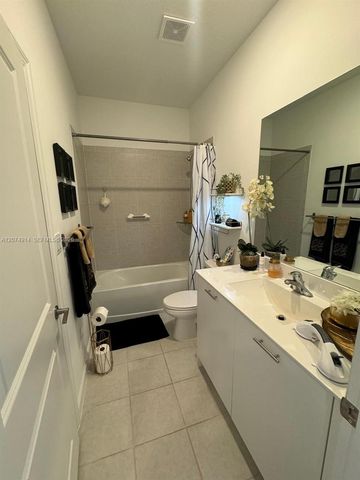 12265 NW 24th Place 12265, Miami, FL 33167