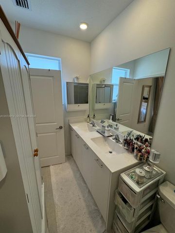 12265 NW 24th Place 12265, Miami, FL 33167