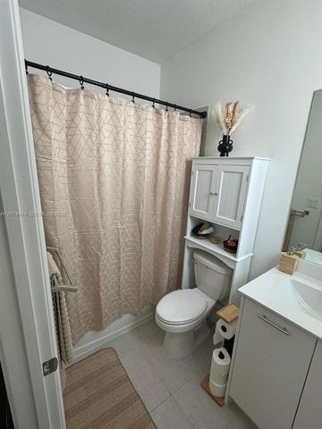 12265 NW 24th Place 12265, Miami, FL 33167