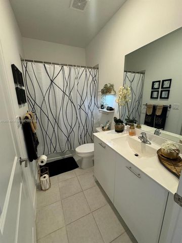 12265 NW 24th Place 12265, Miami, FL 33167