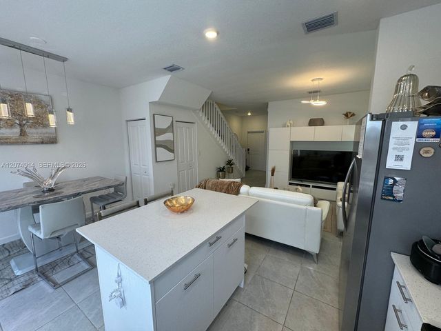 12265 NW 24th Place 12265, Miami, FL 33167